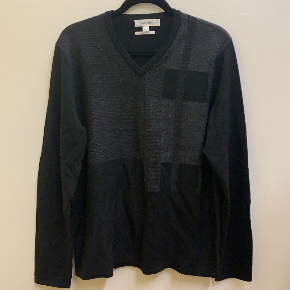 CALVIN KLEIN BLACK SWEATER (M) - Picture 1 of 5